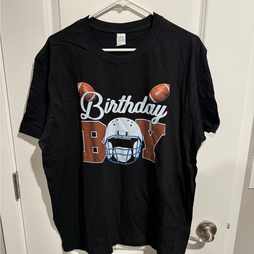 New Men's Birthday Boy Football Black T-Shirt XL